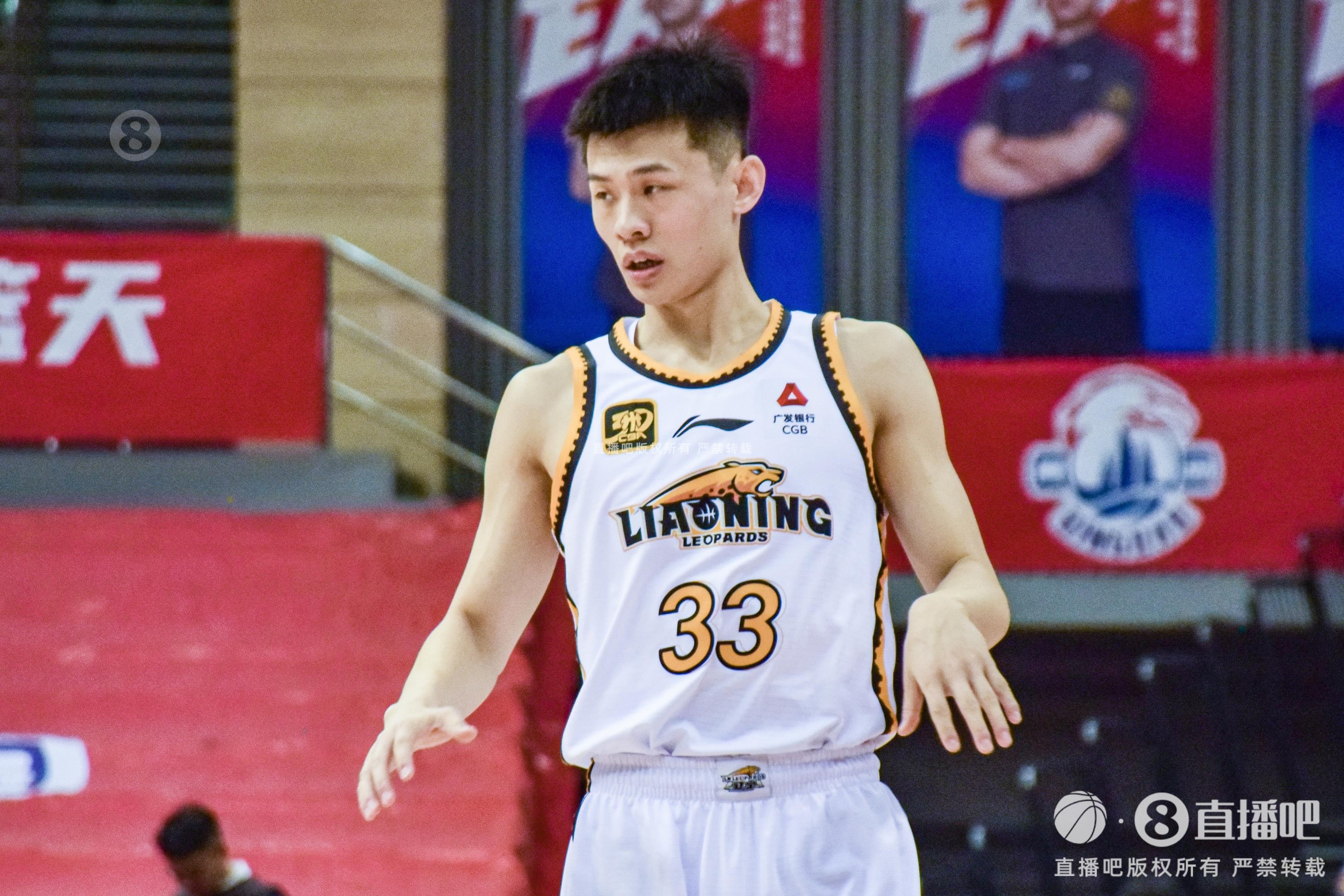 盡力了！王嵐嵚末節(jié)2記三分 全場18分鐘4中3拿到10分